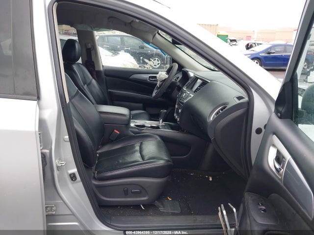 Nissan Pathfinder Sl 2wd