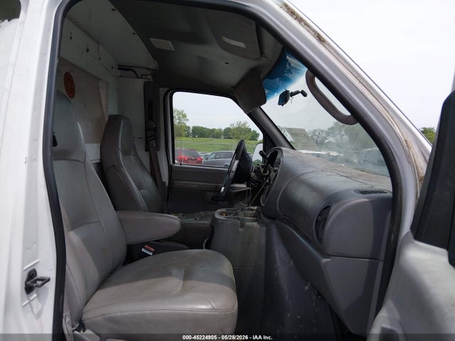 Ford E-250