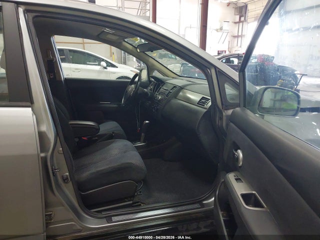 Nissan Versa 1.8sl