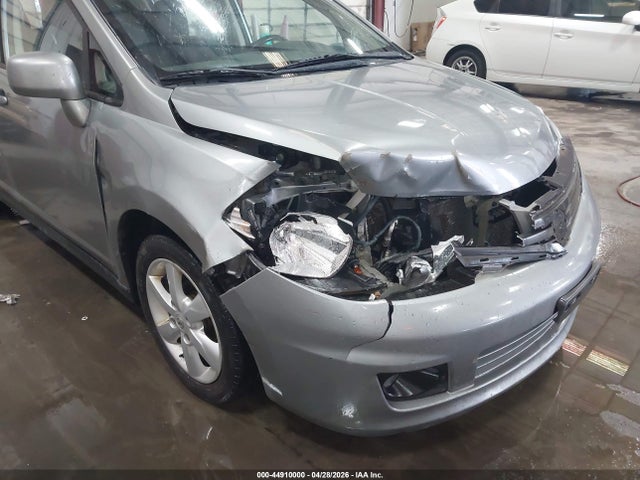 Nissan Versa 1.8sl