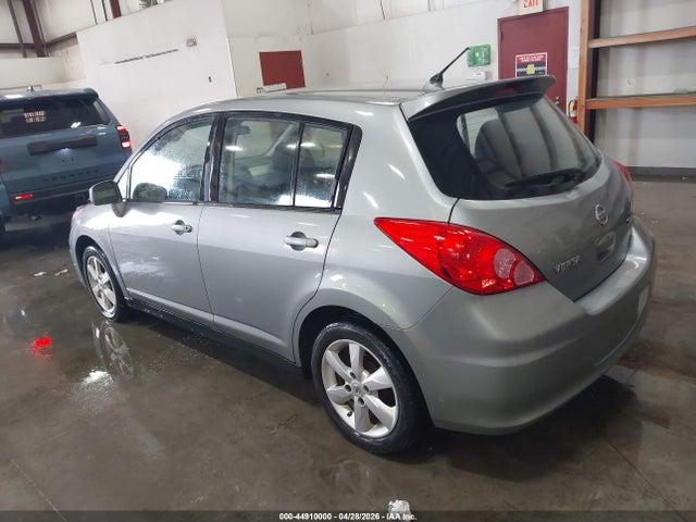 Nissan Versa 1.8sl