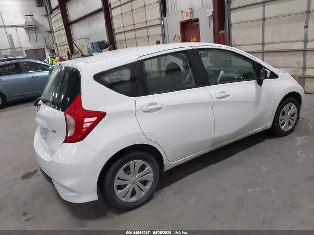 Nissan Versa Sv