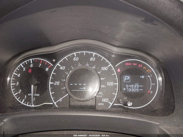 Nissan Versa Sv