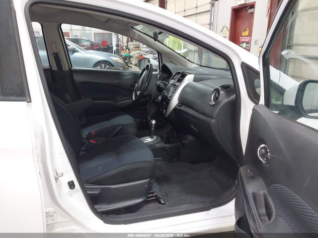 Nissan Versa Sv