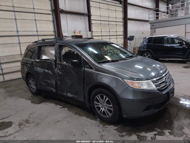 Salvage Honda Odyssey Image