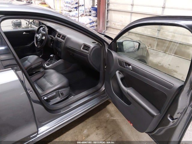 Volkswagen Jetta 1.8t Se