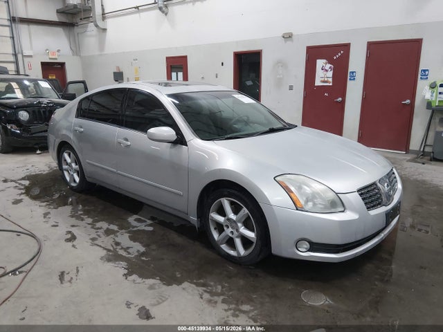 Salvage Nissan Maxima Image