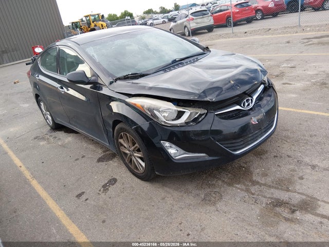 Salvage Hyundai ELANTRA Image