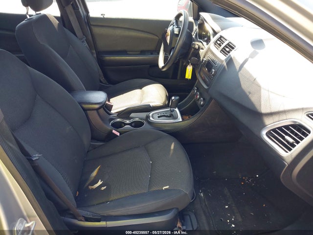 Dodge Avenger Se
