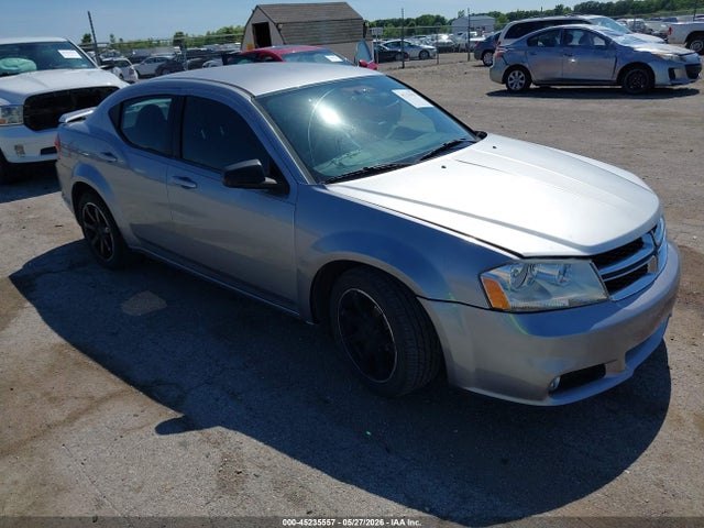 Salvage Dodge Avenger Image