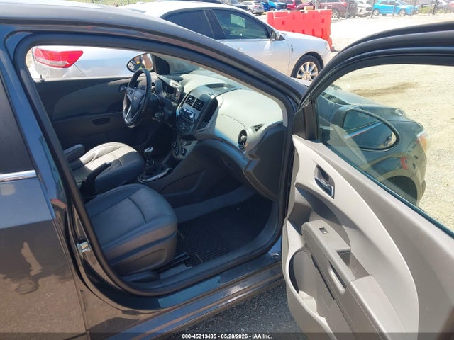 Chevrolet Sonic 1lz