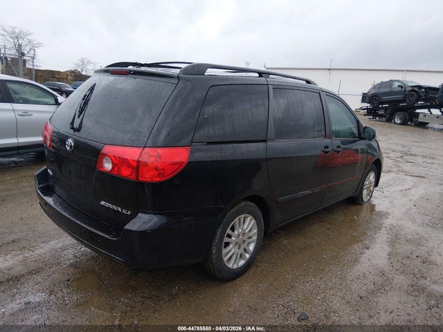 Toyota Sienna Xle