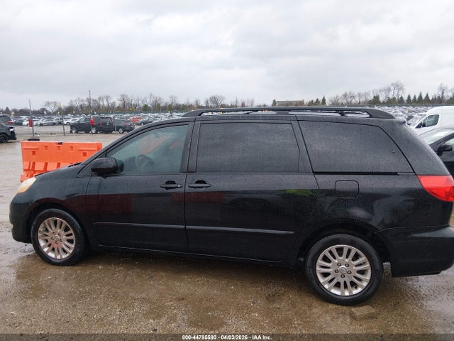 Toyota Sienna Xle