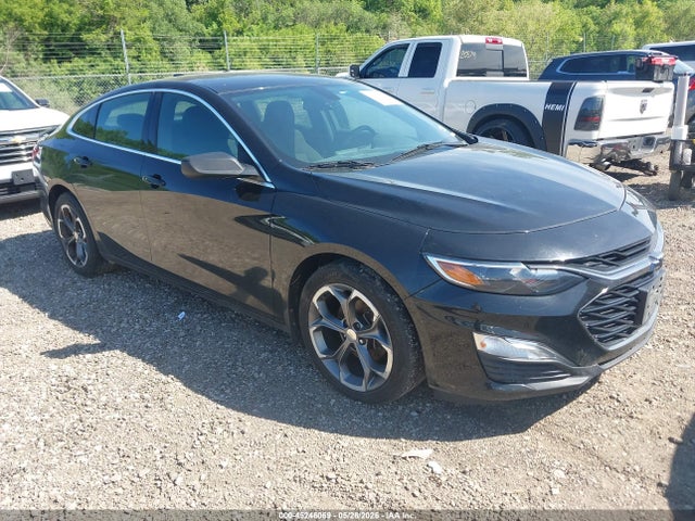Salvage Chevrolet Malibu Image