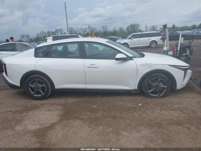 Kia K4 Lxs