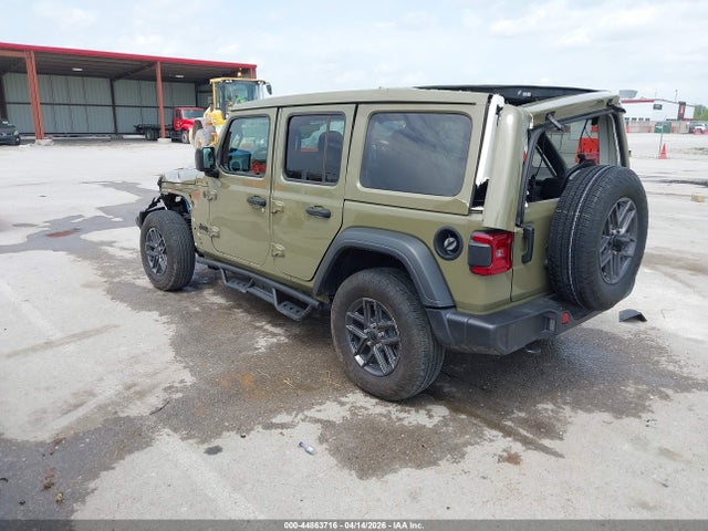 Jeep Wrangler 4-door Summit 4x4