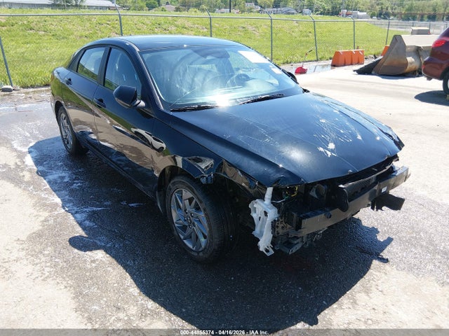 Hyundai ELANTRA Blue