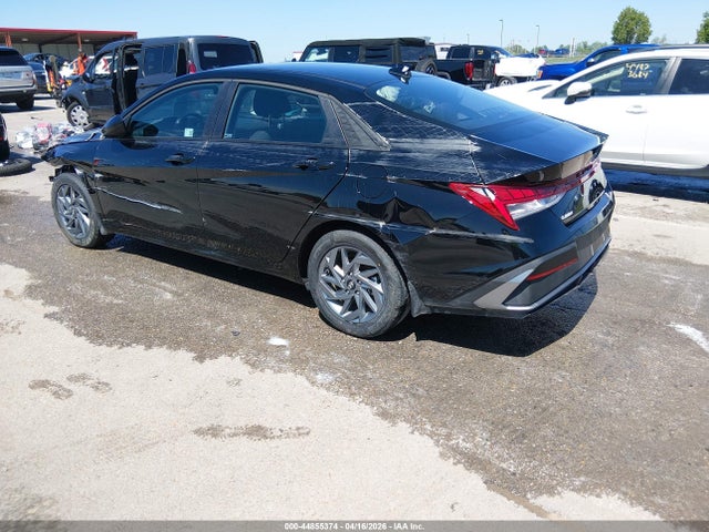 Hyundai ELANTRA Blue