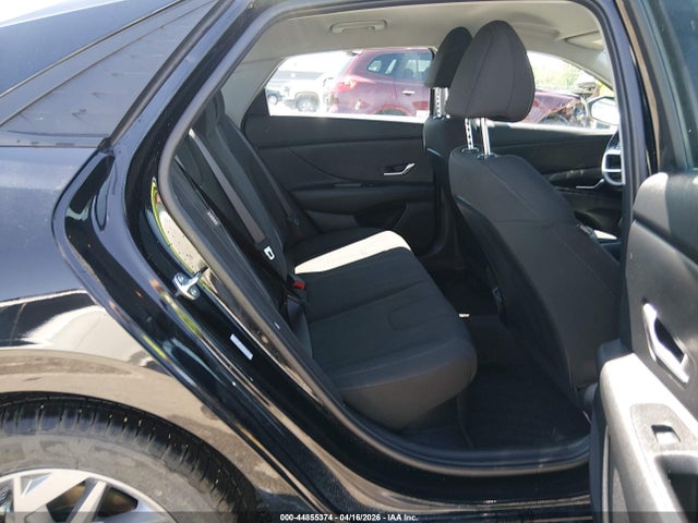 Hyundai ELANTRA Blue