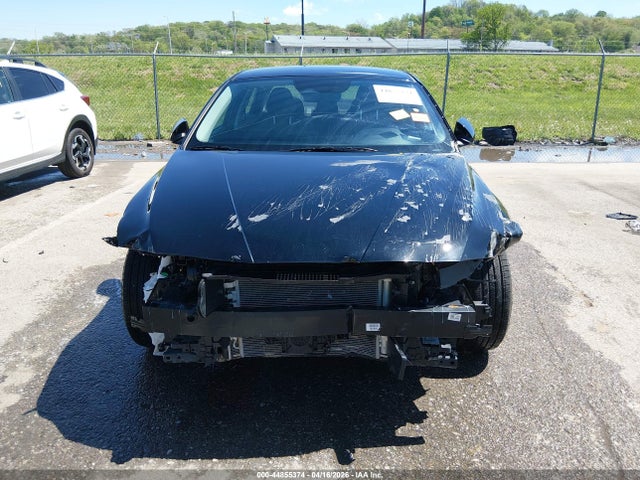 Hyundai ELANTRA Blue