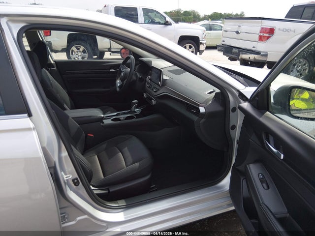 Nissan Altima Sv Fwd