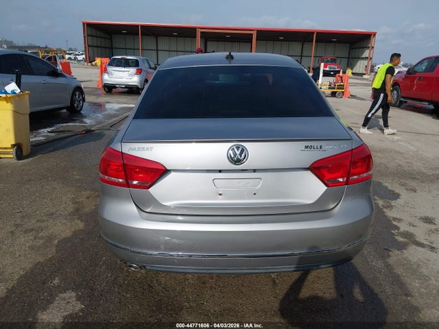 Volkswagen Passat 2.0l Tdi Sel Premium