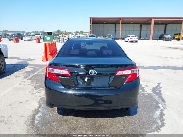 Toyota Camry Le