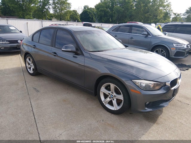 Salvage BMW 3 Series Image