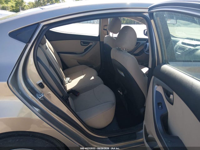 Hyundai ELANTRA Se