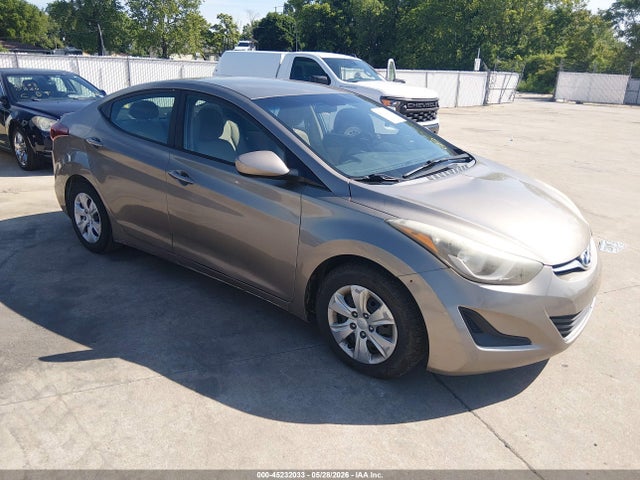 Salvage Hyundai ELANTRA Image