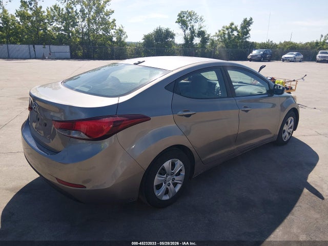 Hyundai ELANTRA Se
