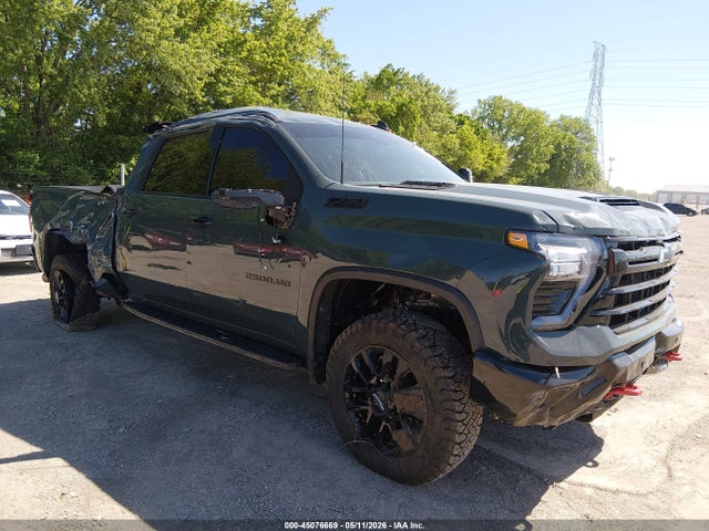 Salvage Chevrolet Silverado 2500 Image