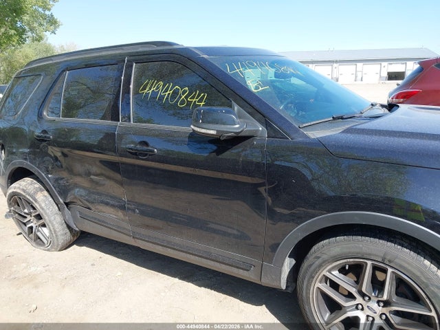 Ford Explorer Sport