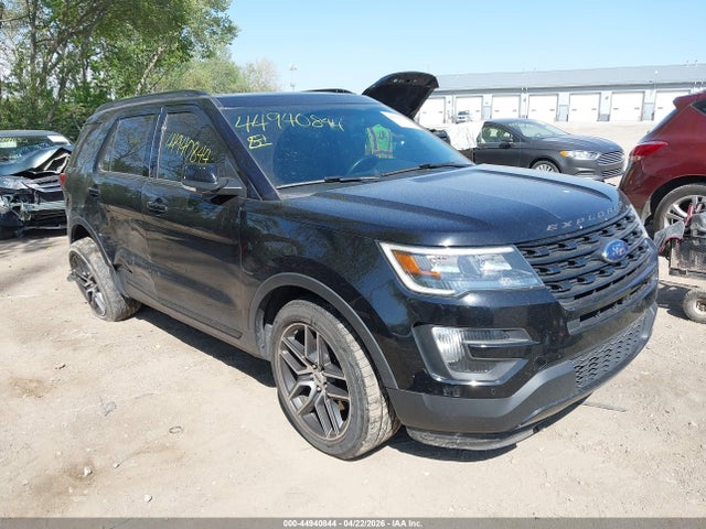 Salvage Ford Explorer Image