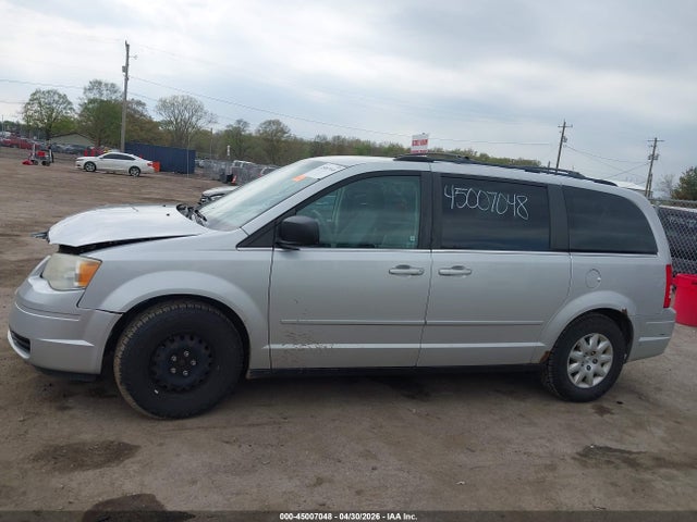 Chrysler Town & Country Lx