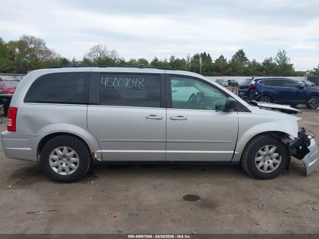 Chrysler Town & Country Lx