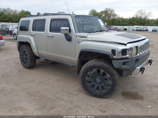 Salvage HUMMER H3 Image