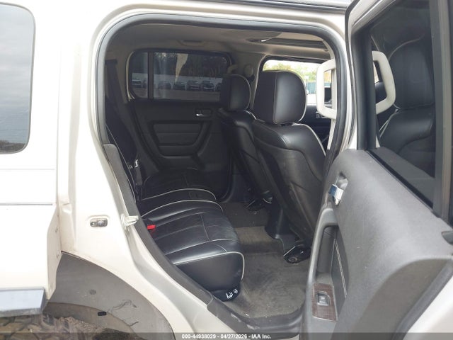 HUMMER H3 Alpha