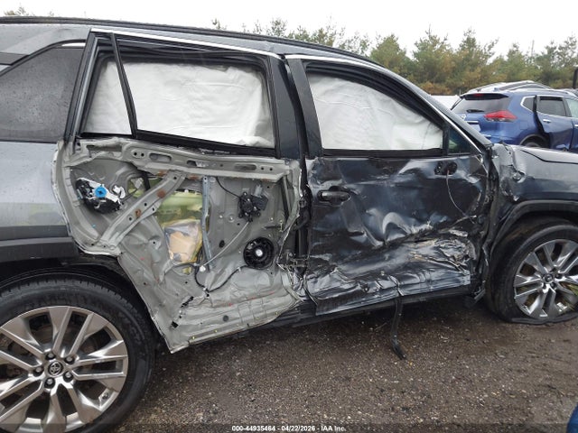 Toyota RAV4 Xle Premium