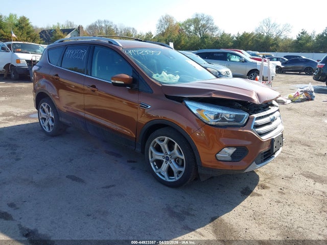 Salvage Ford Escape Image