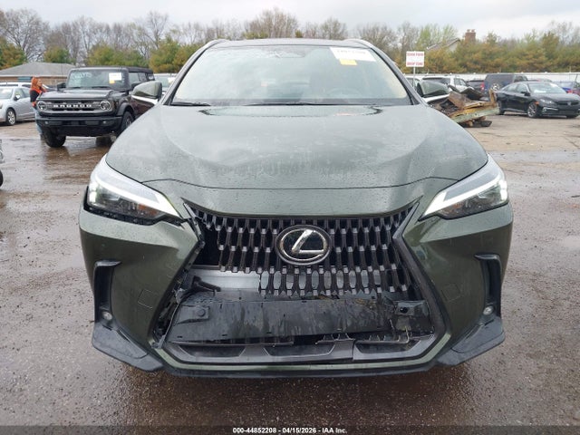 Lexus NX Premium