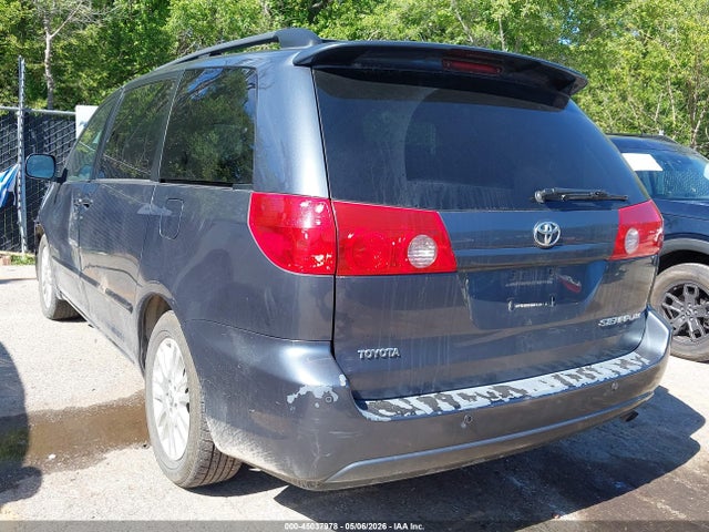 Toyota Sienna Xle