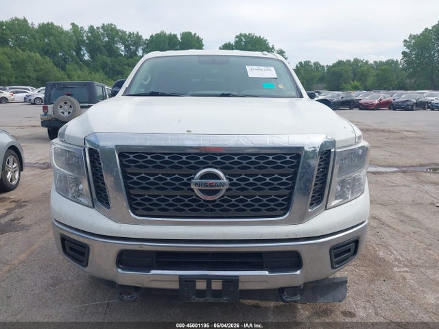 Nissan Titan Sv Gas