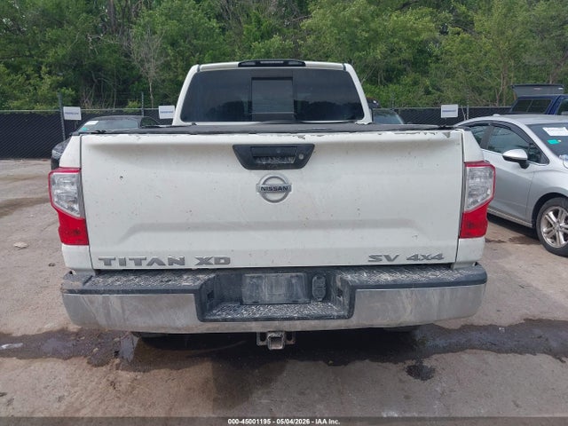 Nissan Titan Sv Gas