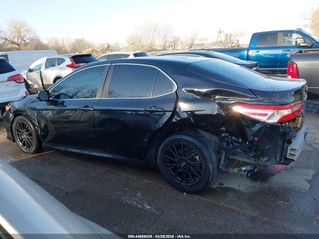 Toyota Camry Le