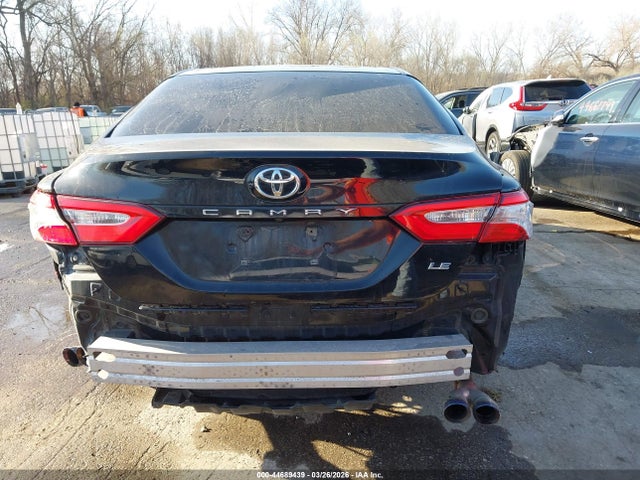 Toyota Camry Le