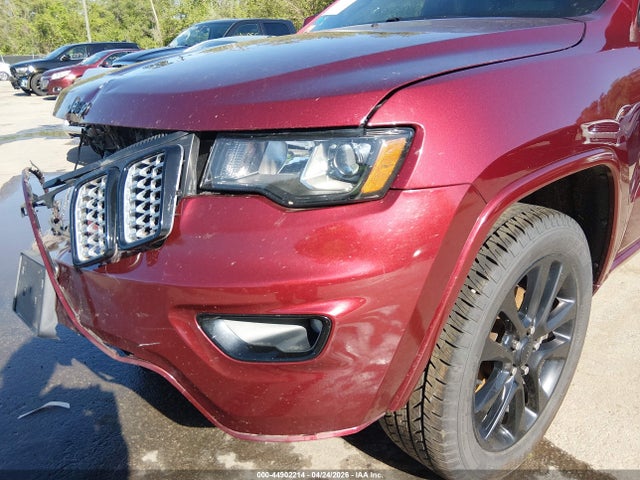 Jeep Grand Cherokee Altitude 4x4