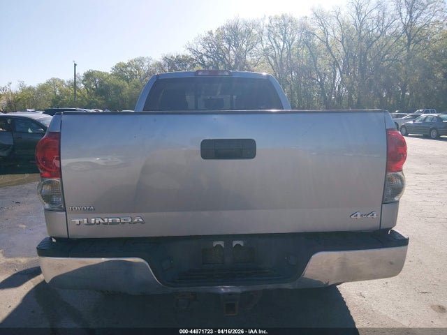 Toyota Tundra Sr5 5.7l V8