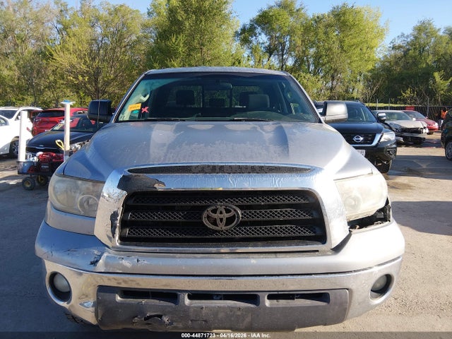 Toyota Tundra Sr5 5.7l V8