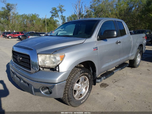 Toyota Tundra Sr5 5.7l V8